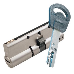 MUL-T-LOCK - INTERACTIVE+